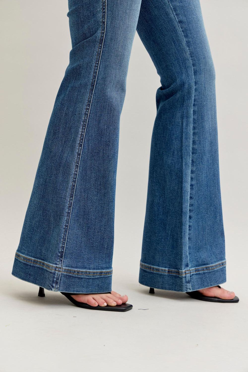 Judy Blue High Waist Jeans 881018